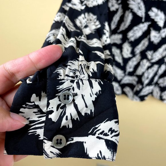 VTG Liz Claiborne 100% Silk Feather Print Blouse 8 - Picture 5 of 10